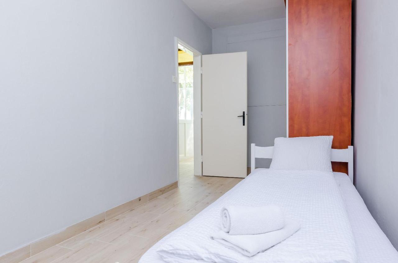 Kate Apartman