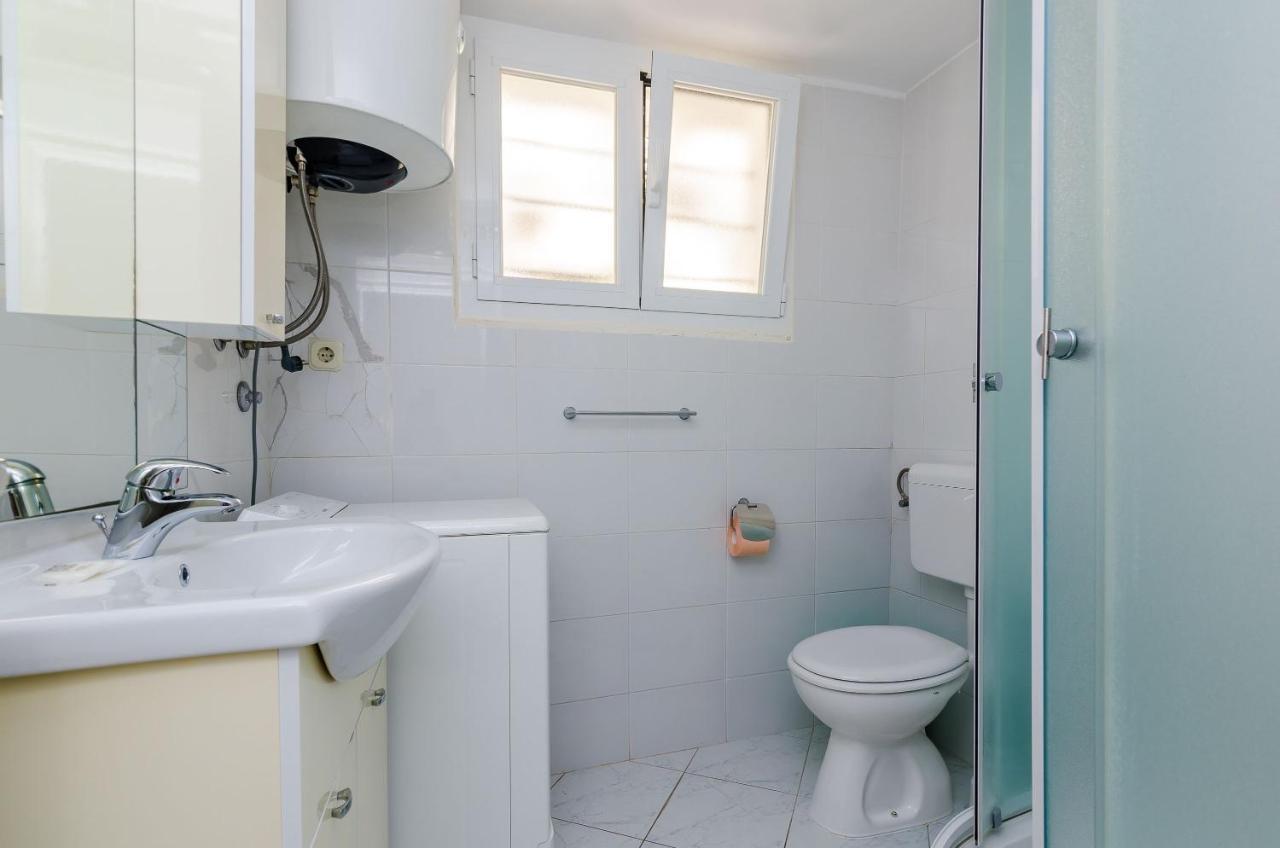 Kate Apartman